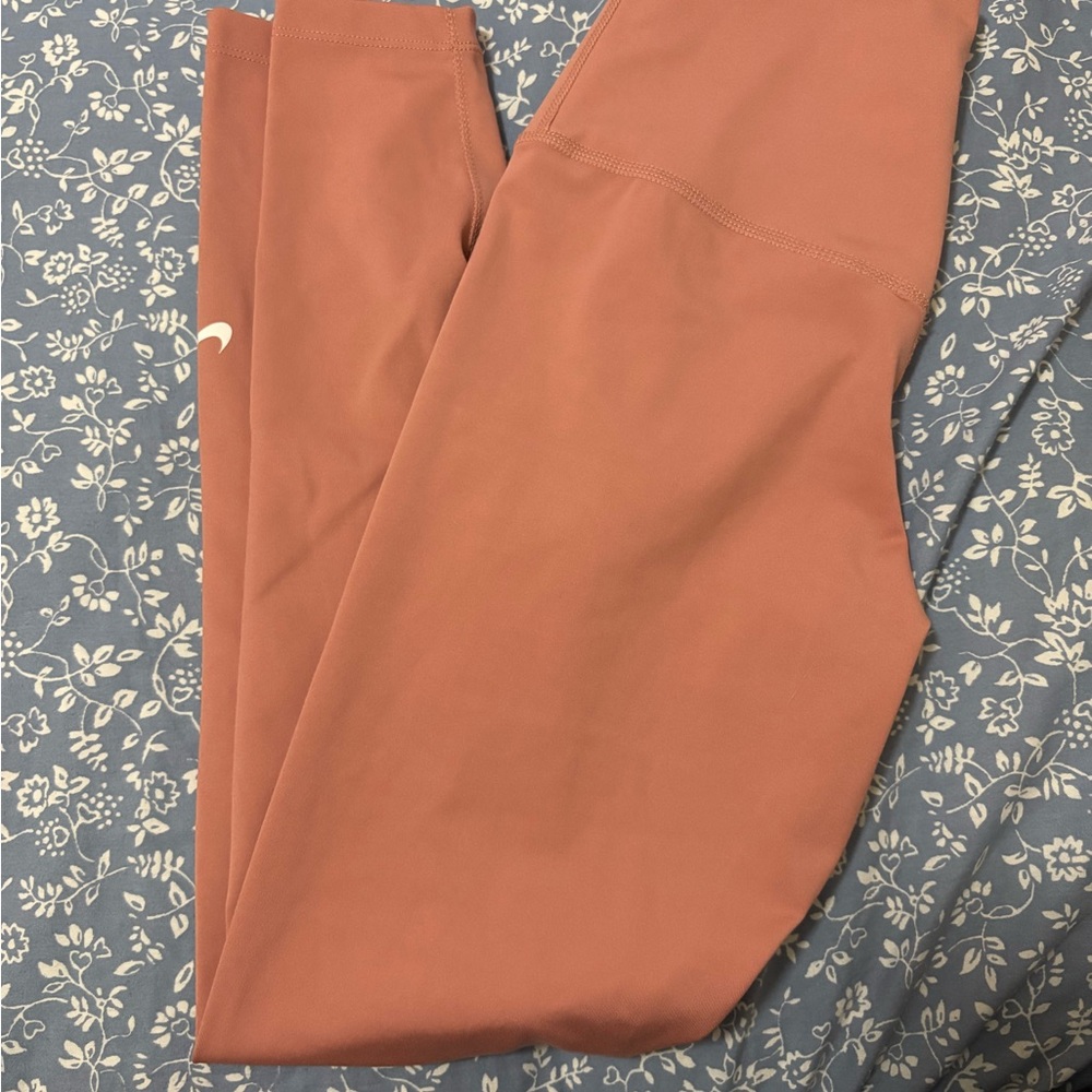 Nike Rust Leggings